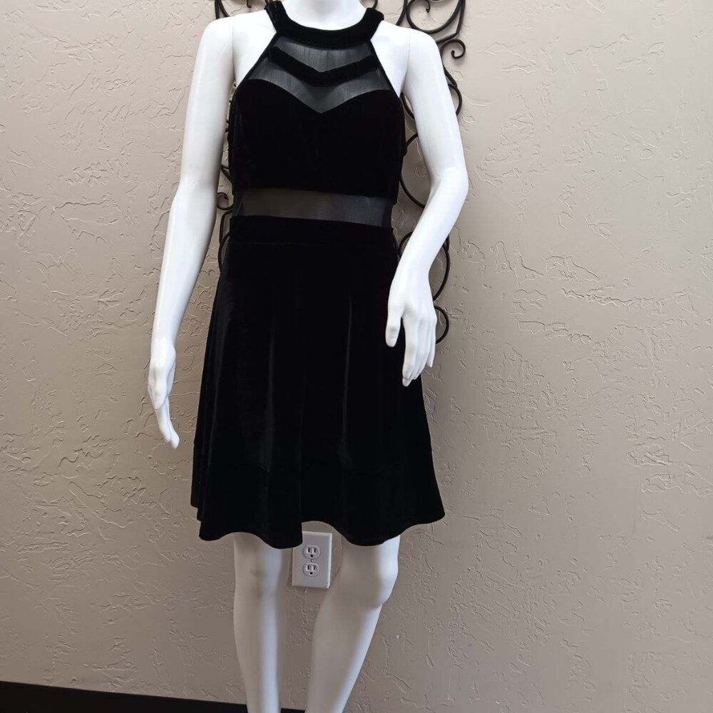 Women's Black Velvet Cut Out Short Dress